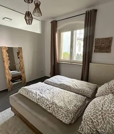 Upperroom - Apartment *
